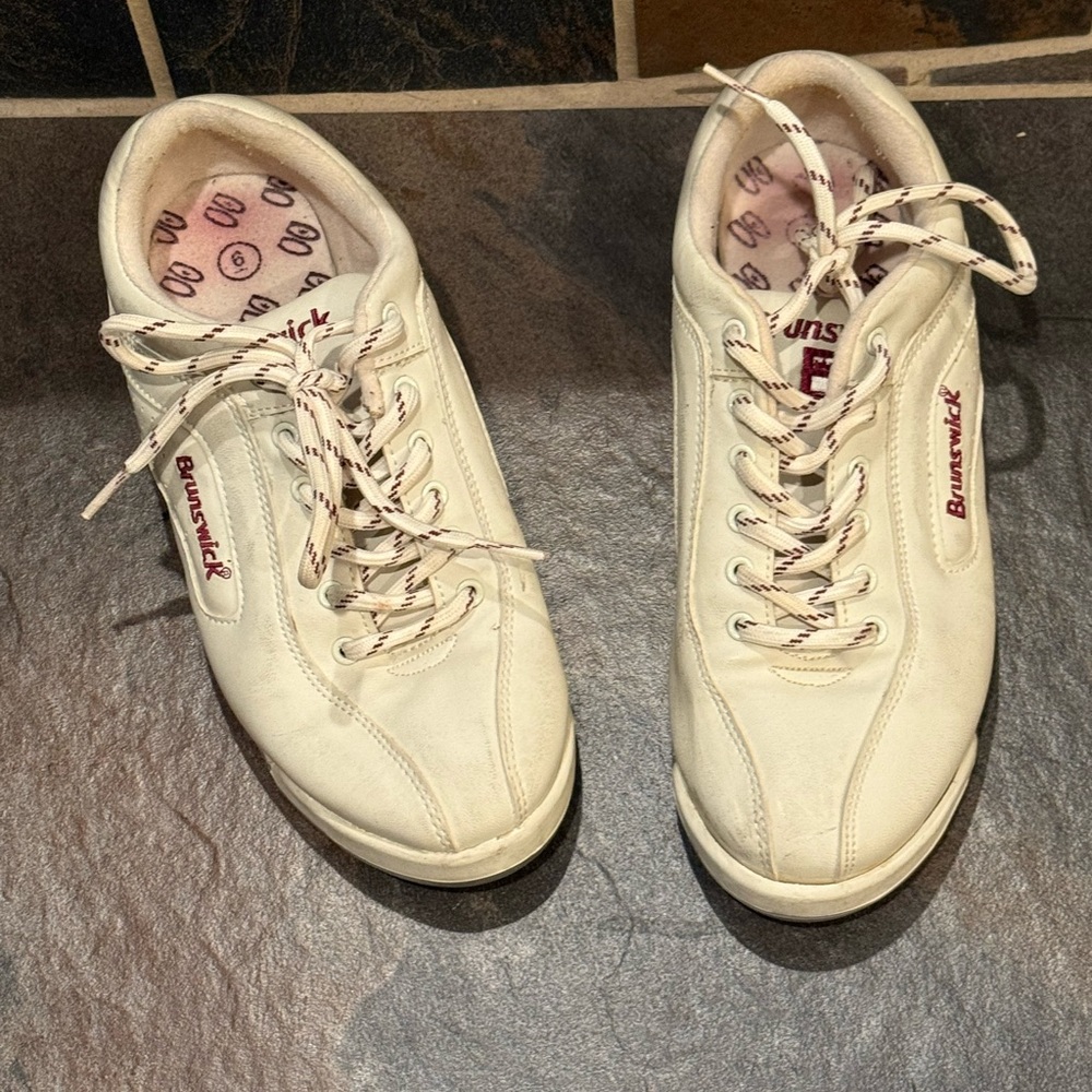 Vintage Brunswick White Bowling Shoes
